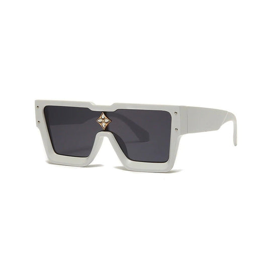 CYBER STAR Astrospect Oversized Sunglasses Crystal Color White Snow 